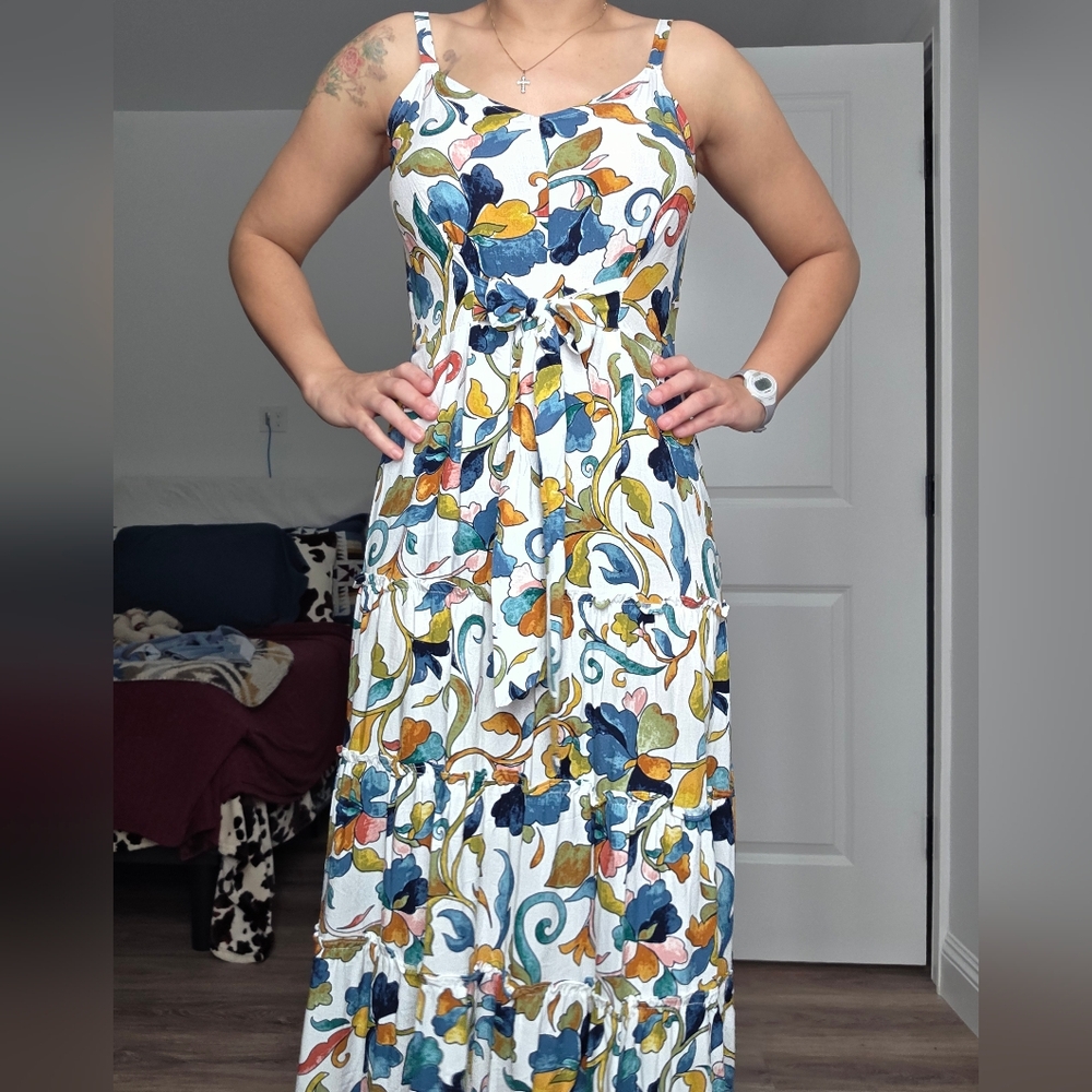 Floral Sleeveless Maxi Dress